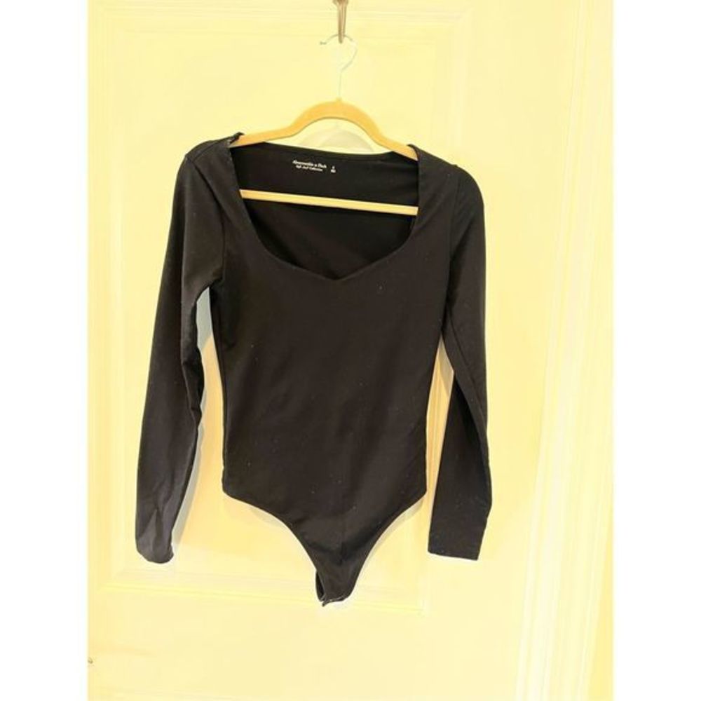 Abercrombie & Fitch Women's V-neck Long Sleeves Bodysuit Black Size Small